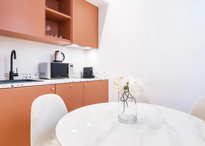Appartement Easylife - - Borgonuovo 4 S - Centro Storico *