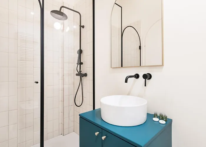Easylife - - Borgonuovo 4 S - Centro Storico Appartement *